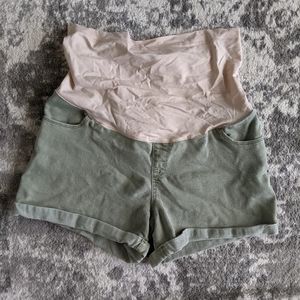 Liz Lange Maternity Shorts
